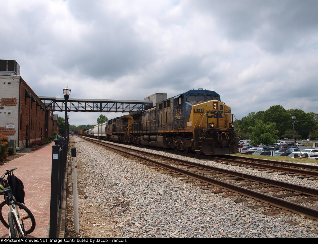 CSX 351